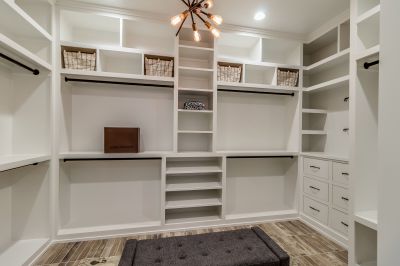 Built-in Shelving and Niches